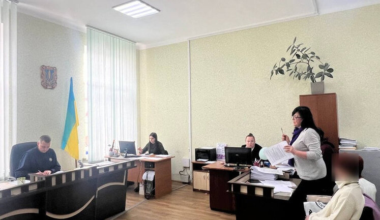 Вінничанці, яка викрала речі з могили Гринцевича, обрали запобіжний захід: 60 діб домашнього арешту