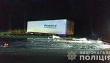 Мікроавтобус врізався у фуру на Львівщині, загинули 3 людини, - Нацполіція. ФОТОрепортаж
