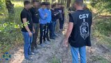 Під час спроби незаконного перетину кордону затримано чотири групи нелегалів чисельністю 35 осіб, - СБУ. ФОТОрепортаж