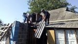Воины ООС помогают жителям Авдеевки восстанавливать дома, разрушенные обстрелами наемников РФ. ФОТОрепортаж