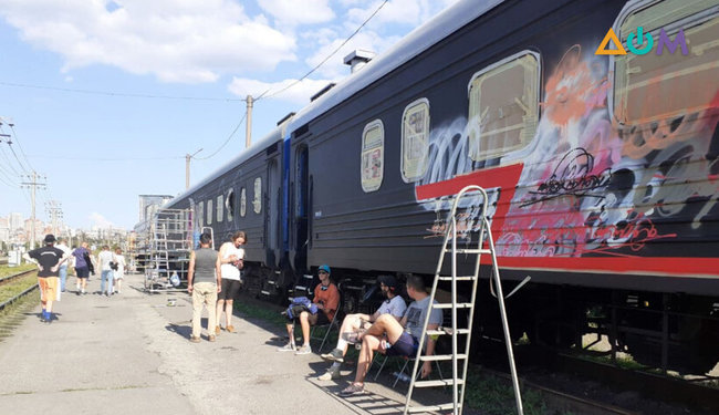 Артпотяг ГогольTrain вирушить у подорож фестивалями України 05