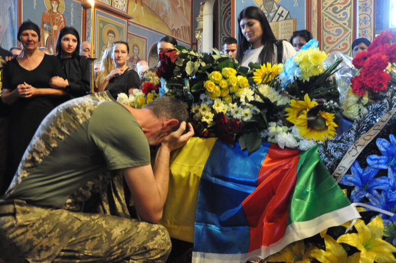 З телеведучим та військовим Карімом Гуламовим, який загинув у бою з російськими окупантами, попрощались у Києві 28