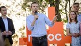 Вакарчук выступил против идеи Зеленского о восстановлении Донбасса олигархами Пинчуком, Ахметовым и Коломойским