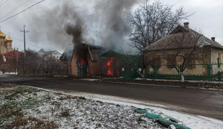 Окупанти обстріляли із "Градів" житлову забудову у Кураховому, 1 людина загинула, 1 поранена. ФОТОрепортаж