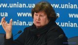 Ни у одного депутата Херсонского облсовета до сих пор нет смелости выразить недоверие Мангеру, - мать Гандзюк