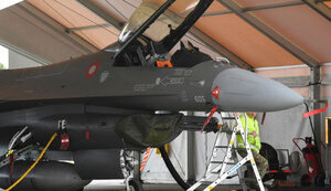 f16,данія
