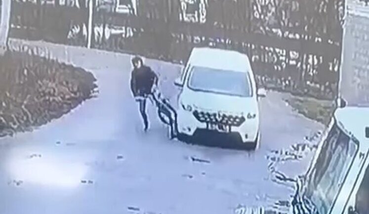 Співробітники ТЦК у Харкові на автомобілі збили велосипедиста, а потім влаштували за ним погоню. ВIДЕО