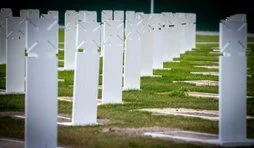 У НВМК прокоментували провали біля могил