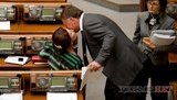 Нежные поцелуи "регионалов", футбольный матч и старый-новый образ Герман. ФОТОрепортаж
