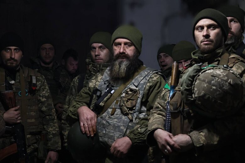 Сирський про оборону Бахмуту: Весняний контрнаступ не за горами, необхідно виграти час для накопичування резервів 01