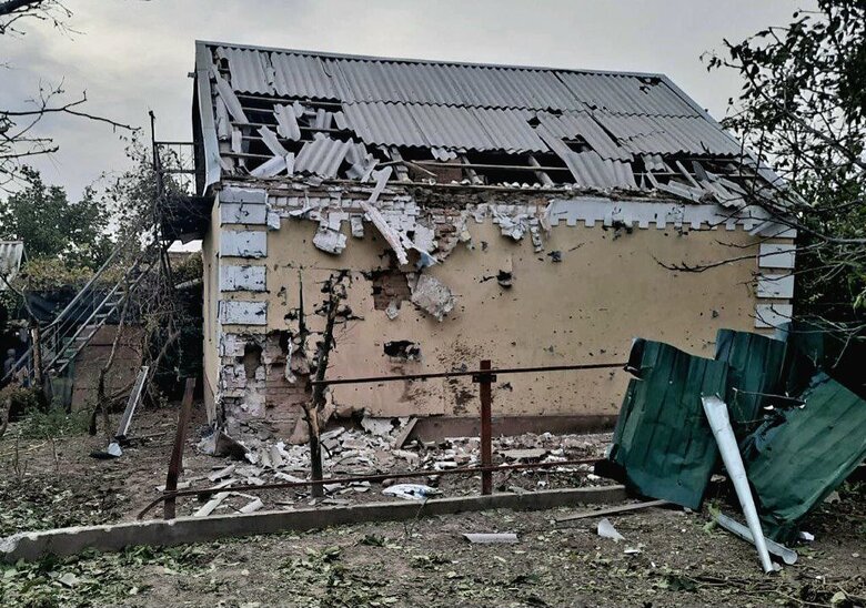 Russians shelled Nikopol three times on 7 October - buildings and gas pipeline damaged - RMA 01 Russians shelled Nikopol three times on 7 October - buildings and gas pipeline damaged - RMA 01