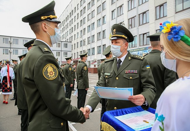 В Академии Национальной гвардии Украины состоялся выпуск лейтенантов 05