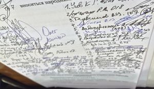 Мы предлагаем установить для взяточников в погонах и госслужащих пожизненное заключение без права на амнистию, - Усов