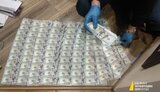 Обшуки в приміщенні ОАСК і за місцем проживання затриманих на хабарі адвокатів тривають, - НАБУ. ФОТОрепортаж