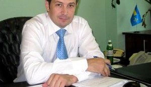 Суд восстановил в должности уволенного главу Госавиаслужбы Антонюка, – Омелян