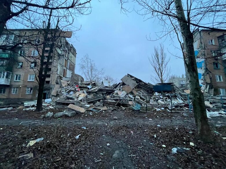 Доба на Донеччині: ракетний удар по Мемрику, обстріли Авдіївки, Красногорівки, Кам’янки, Курахового, Костянтинівки, - ОВА 01 Доба на Донеччині: ракетний удар по Мемрику, обстріли Авдіївки, Красногорівки, Кам’янки, Курахового, Костянтинівки, - ОВА 01