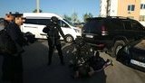 Правоохранители в Одессе накрыли бордель, организованный полицейским. ФОТОрепортаж