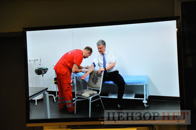 Порошенко сдал анализы на НСК Олимпийский 11