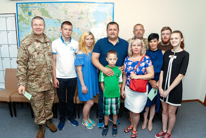 Родини українських бійців отримали ключі від нових квартир у Дніпрі 02