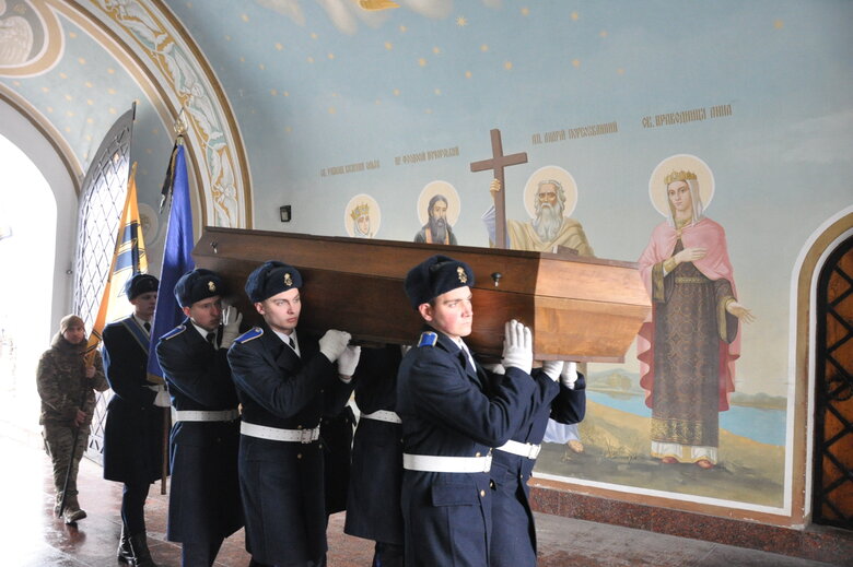 Із воїном Азову Ігорем Линдюком попрощалися у Києві 23 Із воїном Азову Ігорем Линдюком попрощалися у Києві 23