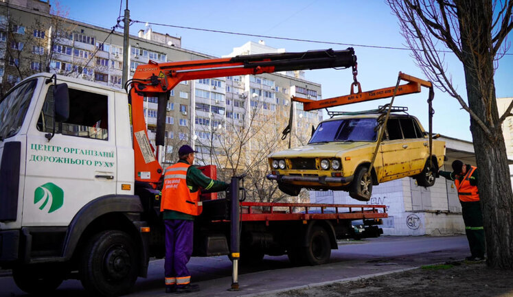 У Києві до осені повністю приберуть покинуті автомобілі, – КМВА