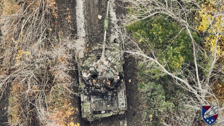 Sicheslav paratroopers continue to destroy enemy and his equipment 02