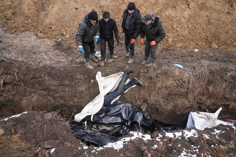 Оккупанты сбросили авиабомбы на детскую больницу в Мариуполе 07