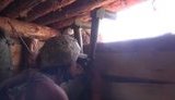 "Сюди дуже багато прильотів. Тільки вилізеш - і починається. Не можна розслаблятися", - бійці ЗСУ на позиціях біля Новотошківського. ВIДЕО