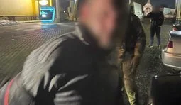 Мужчина бросил гранату в полицейских на Буковине: он задержан