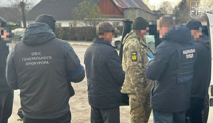 Head of RTCR and SS detained in Volyn, who made conscripts unfit for "Oberig" for $3000. PHOTOS