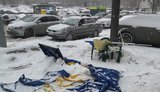 Невідомі вчинили напад на агітаційні намети "Народного фронту" в Києві. ФОТО