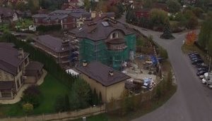 Первый замглавы СБУ Артюхов после увольнения оформил на жену имение в Конча-Заспе и завел автосалон, - "Наші гроші". ФОТОрепортаж+ВИДЕО