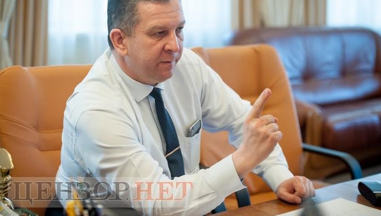 Минсоцполитики хочет получать пенсионные взносы с украинских заробитчан