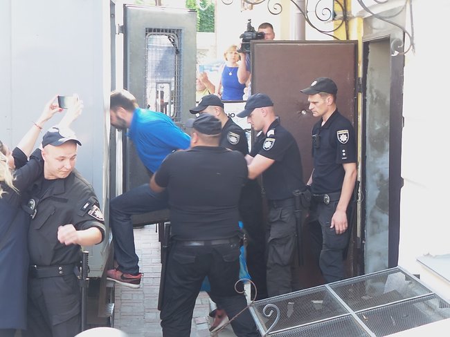 Суд продлил арест пропагандиста Вышинского до 19 сентября 14