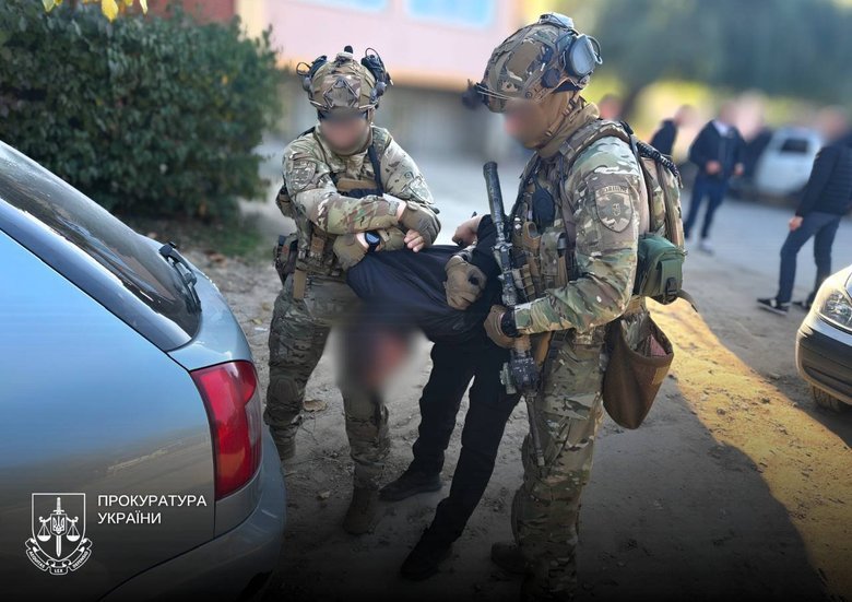 п'ятьох осіб підозрюють у торгівлі інвалідністю на Хмельниччині