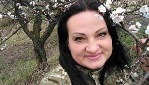 Тяжелая потеря. Знал Яну как волонтера, - Порошенко о погибшей на Донбассе Яне Червоной