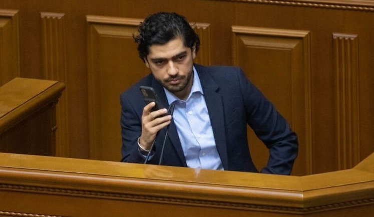 Суд избрал нардепу Леросу меру пресечения в виде личных обязательств