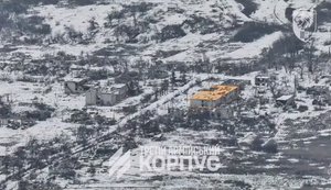 Українська авіація ударила по будівлі в Торському, де ворог накопичував сили для штурмів. ВIДЕО