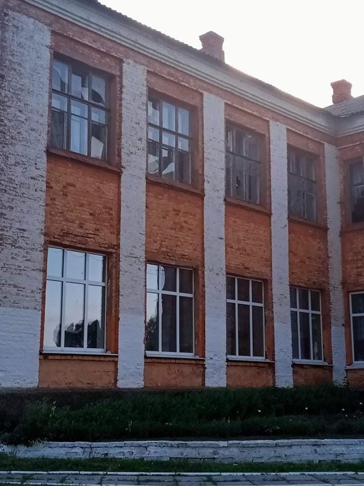 Рашисты с помощью дронов-камикадзе атаковали Краснопольскую громаду в Сумской области, 4 человека ранены, - ОВА 02