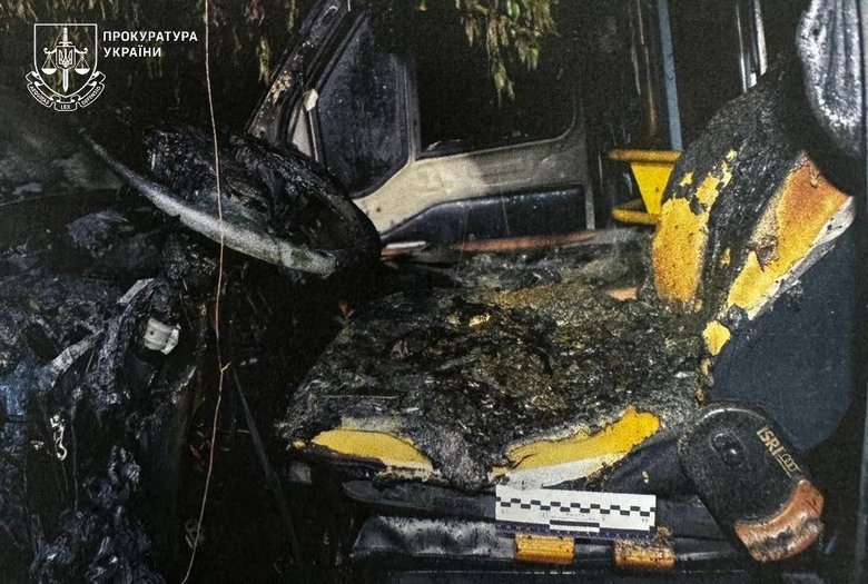 19-річний мешканець Біляївки підпалив авто військових за гроші від агента РФ