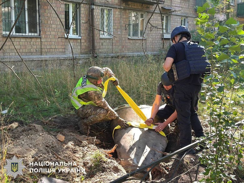 поліція знешкодила дві бойові частини балістичних ракет