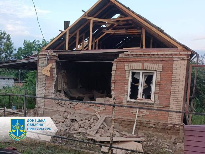 Ворог обстріляв Костянтинівку, загинуло подружжя 02