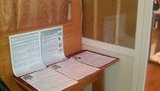 Члены избиркомов от КПУ-ПР лично занимаются вбросом бюллетеней на выборах в Севастополе. ФОТО