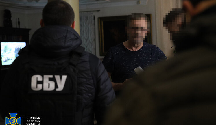 Справа "Львівського арсеналу": експосадовця Міноборони затримали під час спроби втечі з України на пункті перетину кордону. ФОТОрепортаж