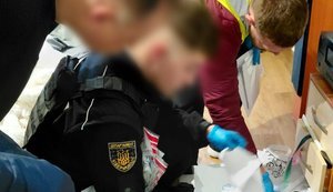 10 тисяч доларів за перетин кордону: поліцейські Буковини викрили злочинну групу. ФОТОрепортаж