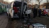 Автобус въехал в электроопору в Коростене: водитель погиб, двое пассажиров пострадали, - полиция. ФОТОрепортаж
