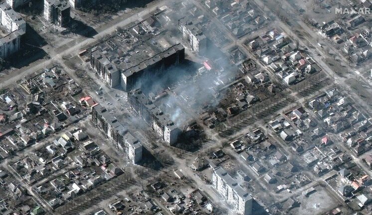 In Mariupol due to occupiers burned plant "Satelit", which stores thousands of tons of sunflower seeds and oil