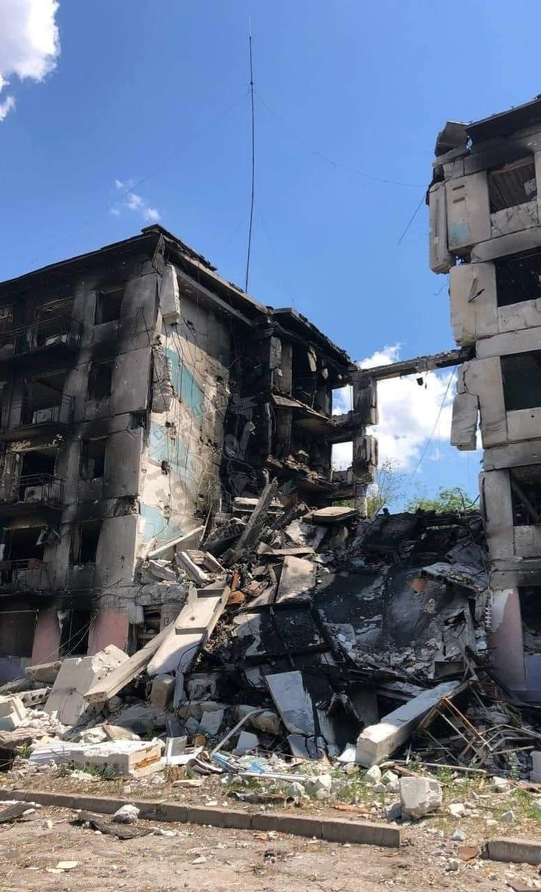 Росіяни вручають повістки чоловікам з Лисичанська та Сєверодонецька, - Гайдай 01