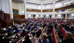 Number of "servants" are demanding that Presidential Office issue them visas to US before ratification of subsoil agreement in Verkhovna Rada, - Zhelezniak