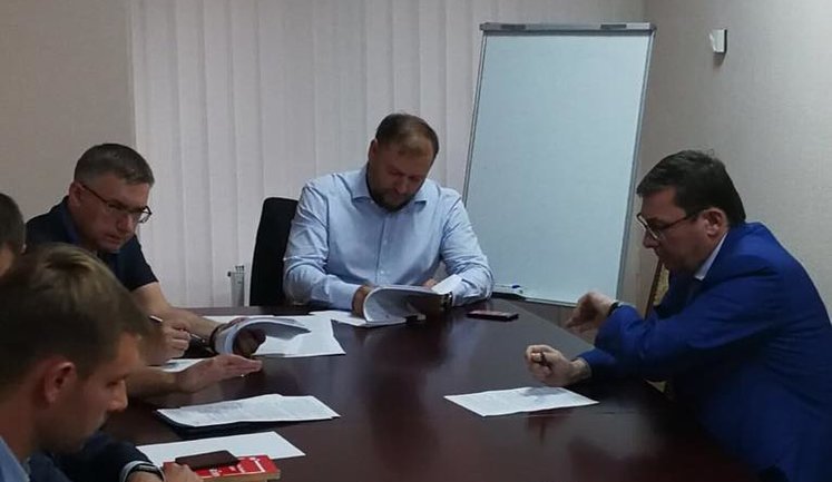 Луценко оголосив Добкіну про зміну раніше повідомленої йому підозри. ФОТО